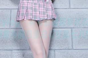 Beautyleg – 黄苇萱的居家状态：私房日常与图包里总有些乱七八糟