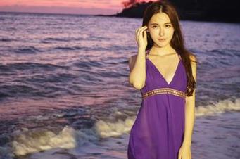 MyGirl美媛馆 – 王馨瑶yanni和她的红裙，在网盘中悄悄约会。