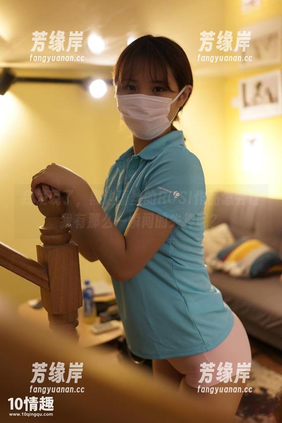 我发现了，黑边蕾丝的ROSI作品怎会让我有那么一瞬间的失神呢？