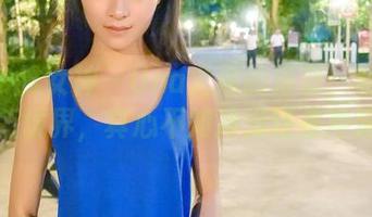 TGOD推女神 – Una尤娜的浴室：私房写真新境界，真心不知冲澡还是冲浪？