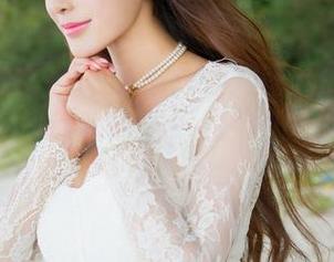 TGOD推女神 – 简单几张刘钰儿的瑜伽私拍图集，却让我急需一瓶牛奶和柔软的垫子来配合。