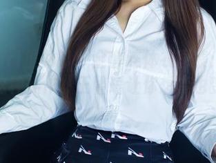 TuiGirl推女郎 – 全套连体衣图集：竟然还有这种操作，王馨瑶让你想变也变不来。
