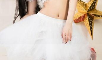 UGirls尤果网 – 欣杨Kitty新图集上线，自拍狂魔又来了