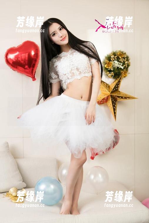 UGirls尤果网 - 欣杨Kitty新图集上线，自拍狂魔又来了