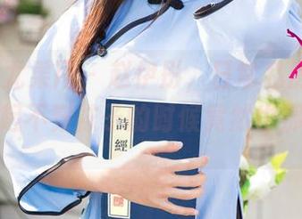 UGirls尤果网 – 赵伊彤，日常私房写真，让人想起不穿袜子的时候竟然也那么自在。