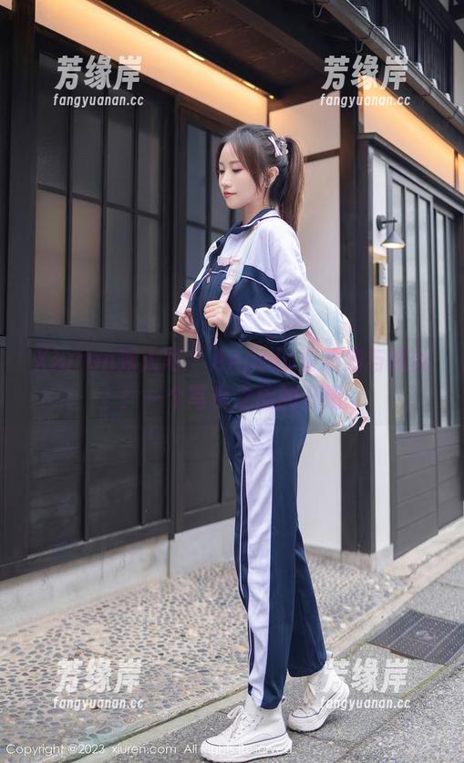 Xiuren秀人网-Angela喜欢猫 Xiuren秀人网 - Angela喜欢猫与黑丝:一个写真之旅的开端