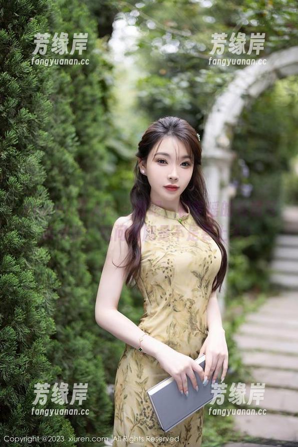 Xiuren秀人网 - 看吧，初梦瑶的私房写真美腿：就问这腿是不是要上天？