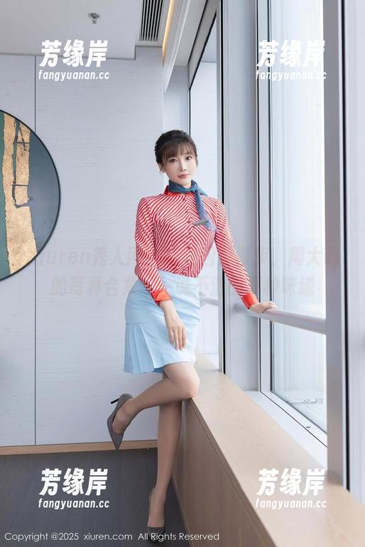 Xiuren秀人网 - 在校园里漫步，周大萌的写真合集——说不清的那种味道
