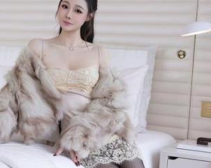 Xiuren秀人网 – 奈奈Fox的全套美腿，感觉这腿可以走天涯啊，莫名想跟她交换一下呢，原图照心情满分。