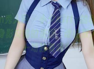 Xiuren秀人网 – 小夕Kitty的私拍时刻：两个身影交错的美图，谁说双人不能是一场独舞呢？