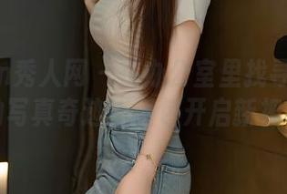 Xiuren秀人网 – 在办公室里找寻燕甘甘的写真奇迹：图包开启新视界