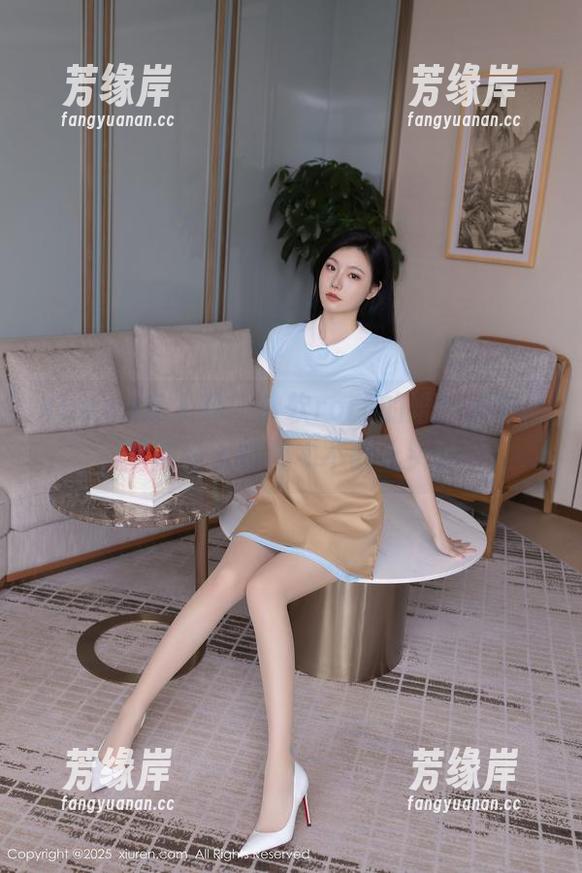 Xiuren秀人网 - 软软roro的婚纱美图，更新什么的根本不够上头！