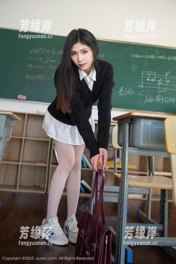 Xiuren秀人网 - 鱼尾fish大片在图库里亮相，美腿显得聪明绝顶！