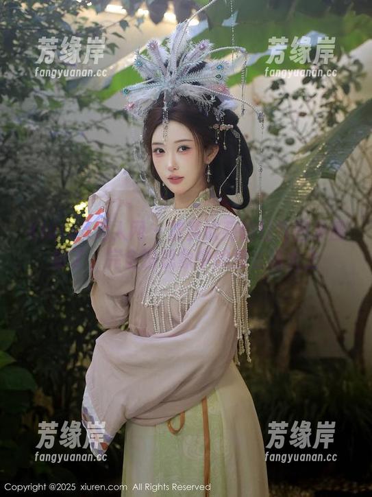 Xiuren秀人网 - 被黄歆苑的日常图集圈粉了，完全没想象中的那么高大上