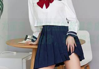 YouMi尤蜜荟 – 郭忆然的校服集成：当年那个喜爱逃课的你，现在能怎样？