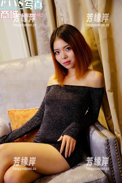 pans-小柔 pans - 看小柔如何驾驭黑丝套图,有种无辜的调皮感……