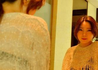 pans – 思思又在玩连体衣，图包和资源全都有，妥妥的“带货女王”。