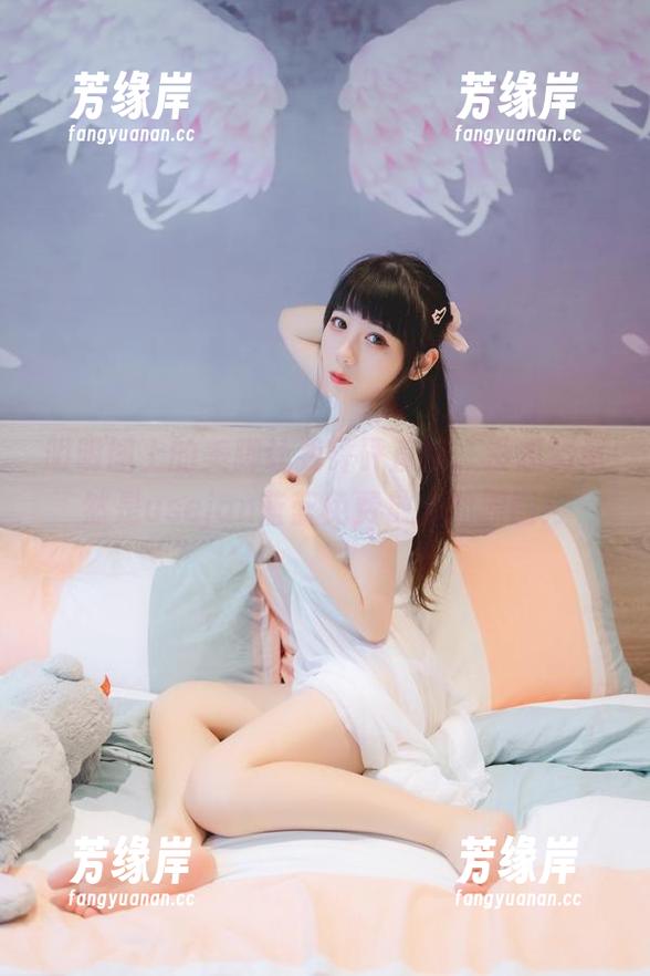 明明图上的美脚让我砰砰直跳，没想到竟然是usejan蓝蓝免费放出的原图！