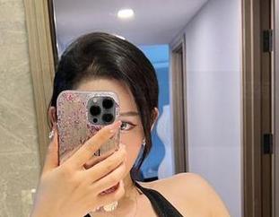 微密圈 – 不爱笑的赛琳的图包：全套不止颜值，还有让人忍俊不禁的现场感！