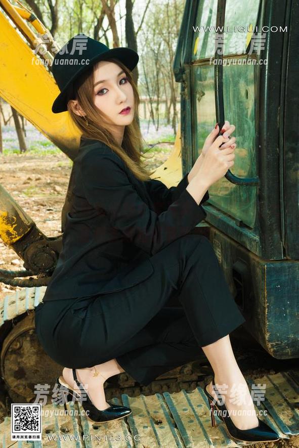丽柜-小唐 丽柜 - 小唐的婚纱全套写真,这是要让大家都去结婚的节奏吗?