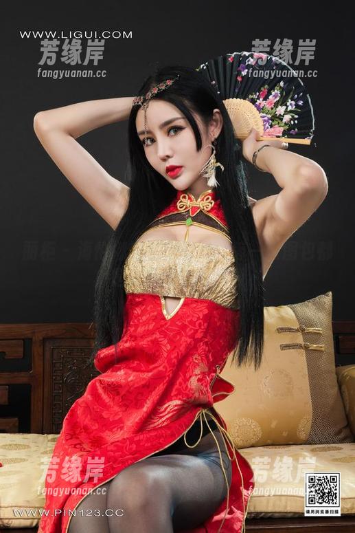 丽柜 - 海伦娜的私房时光：每一张图包都是一品尤物的心声