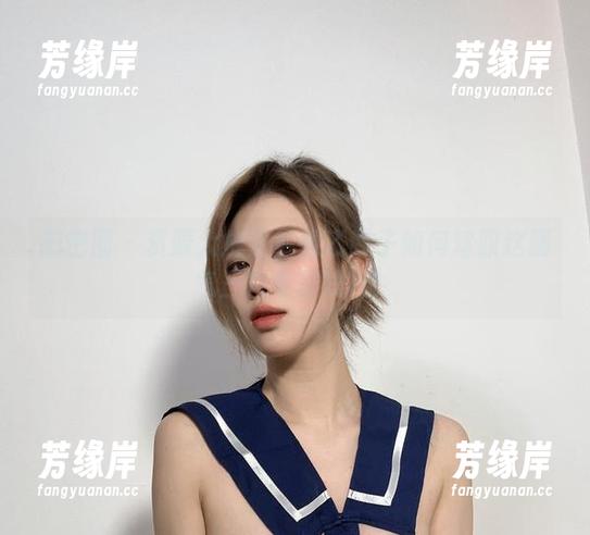 微密圈 - 资源大放送！看乙醇子如何驾驭这骚气三角牛仔短裤！