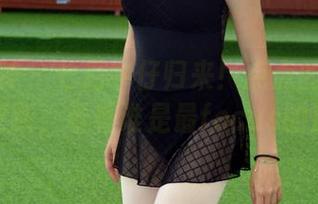 初夏女神 – 七月牛仔归来！点点的最新美图更新，看看谁是最focus的那个