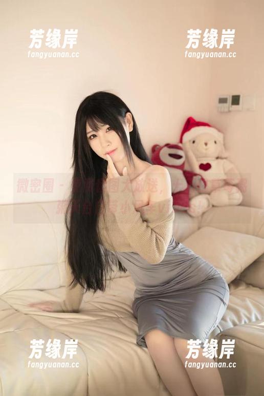 微密圈 - 免费套图大放送，十万口草莓粥粥天台自带小风车vibes！