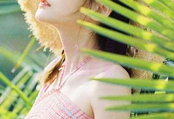 在线目睹发条少女yoki与学姐共舞黑丝的美图假象