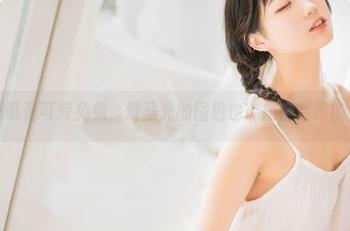 白色周叽是可爱兔兔，没圣光的图包也能擦出耀眼的火花！