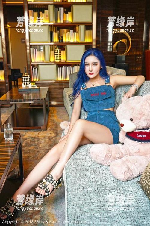 嗲囡囡-BABY_柒 嗲囡囡 - 白裙不是我的style,可BABY_柒这一套让我疯狂,一本最新图册等你来盯!