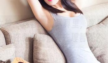头条女神 – 这套眼镜写真里，李思彤难道是在刺激我们失去理智吗？