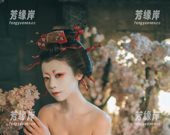 原图看了忍不住想点开奈汐酱Nice的短裤系列
