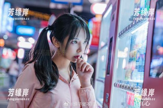 妍子坚不可摧 妍子坚不可摧的牛仔裤搭配大赛,原图带你路边震撼!