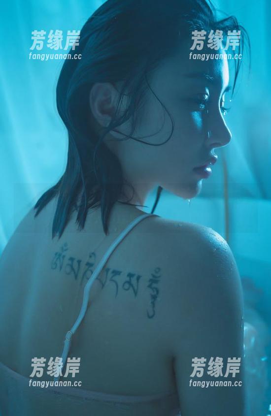 宋昱欣 微密圈 - 你以为连体衣很普通?看了宋昱欣的作品才明白