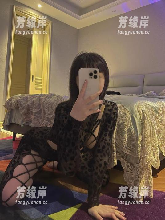 微密圈 - 收益透明，福利全开！别犹豫，跟上宋昱欣的女友图集吧！
