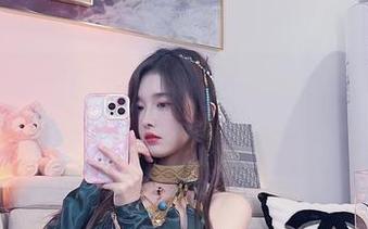 小小奶瓶儿带来的油亮美图，谁说风油精和美丽不能兼得啊？