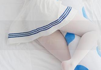 少女秩序 – 室外的大胆尝试，鹿可这资源关系真不一般。