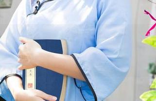 尤果网 – 护士若涵，下载这组作品，想象一下她在医院的日常？