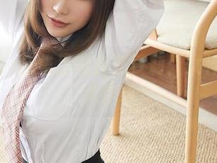 尤蜜荟 – 合集里的合法萝莉：女神的逆袭大作战