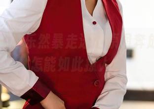 尤蜜荟 – 黄乐然暴走泳池原图奔放，作品怎能如此撩人？