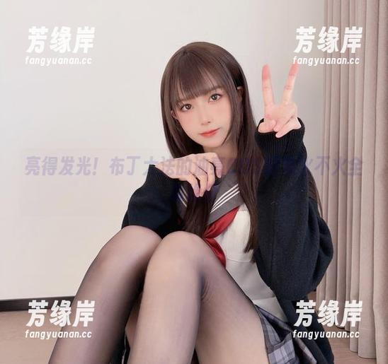 亮得发光！布丁大法的油亮COS图集火不火全靠缘分