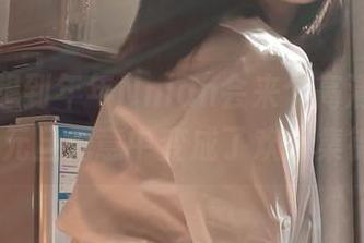 压根没想到年年Nnian会来个高清图册，25元旦无意中变成了欢乐集锦？