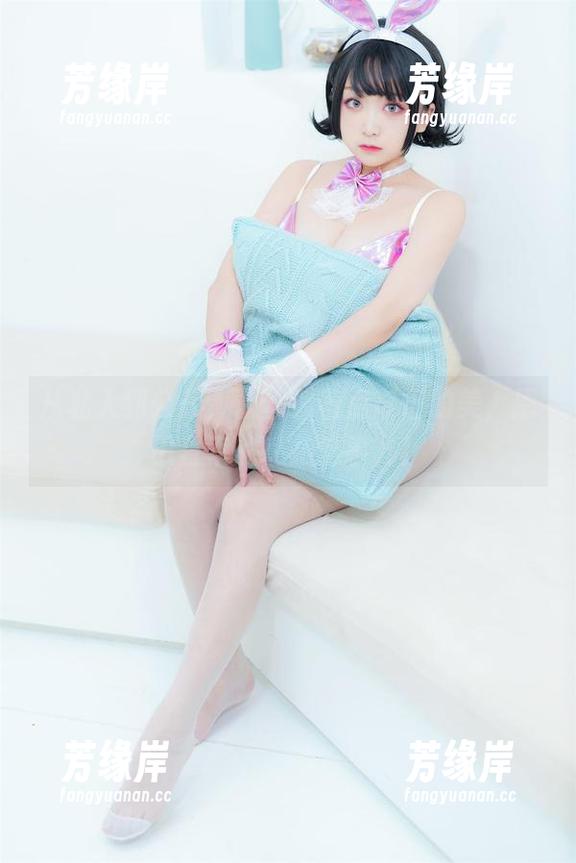 从私人到公开，蕾丝透着点奇怪的美，恩田直幸的私拍这事儿！