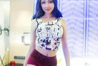 推女郎 – 这个王馨瑶的连衣裙原图，明明不说话却让我想好多…