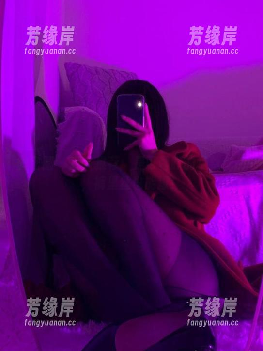 微密圈 - 狂人推荐：是可馨吖的免费作品，裤里丝也能撩！