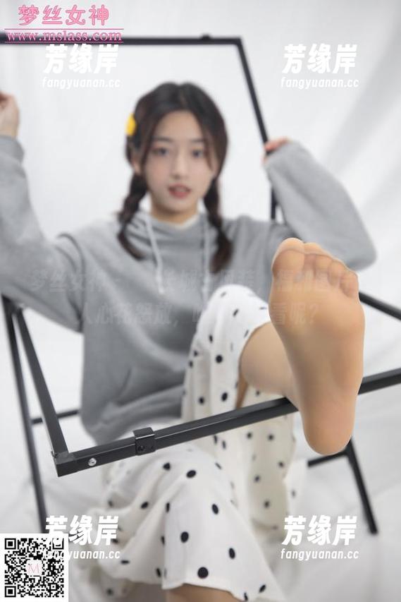 梦丝女神-玥玥 梦丝女神 - 玥玥长城古风装,福利图片让人心花怒放,咋那么好看呢?