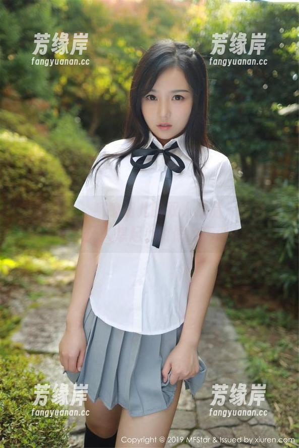 模范学院-噜噜妞儿 模范学院 - 噜噜妞儿的双人作品,图集之中总让人想起小时候的玩伴?