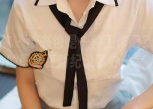 模范学院 – 读书也是一种工作吧？白茹雪Abby的图集更新纪录了办公室人生！