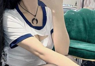 微密圈 – 我居然从网盘里找到汤圆可甜了的连体衣，算不算是意外收获？